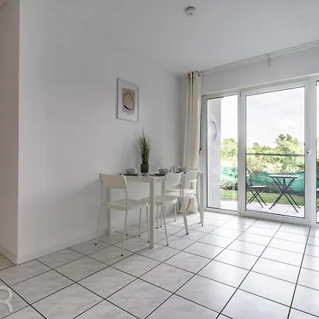 Lägenhet Voll Ausgestattetes Und Moebliertes Mit Einzelbetten - Kueche - Wlan - Terrasse *